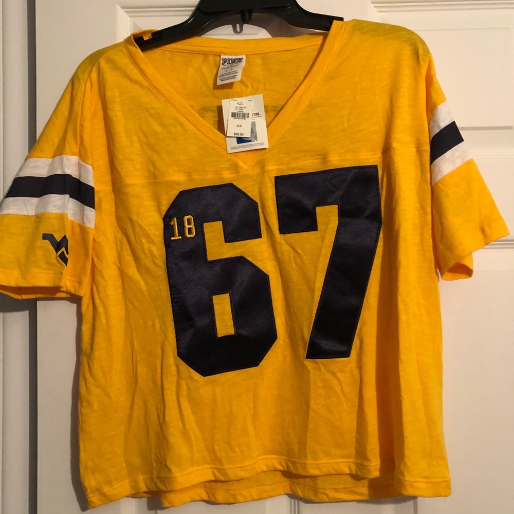 Super cute WV Mountaineers t-shirt! NWT